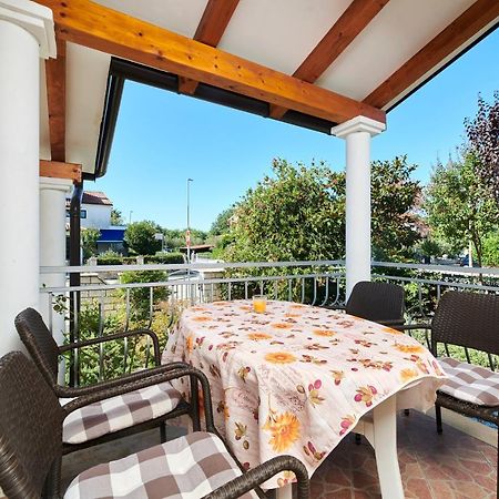 Haus Ana Apartment Porec Luaran gambar