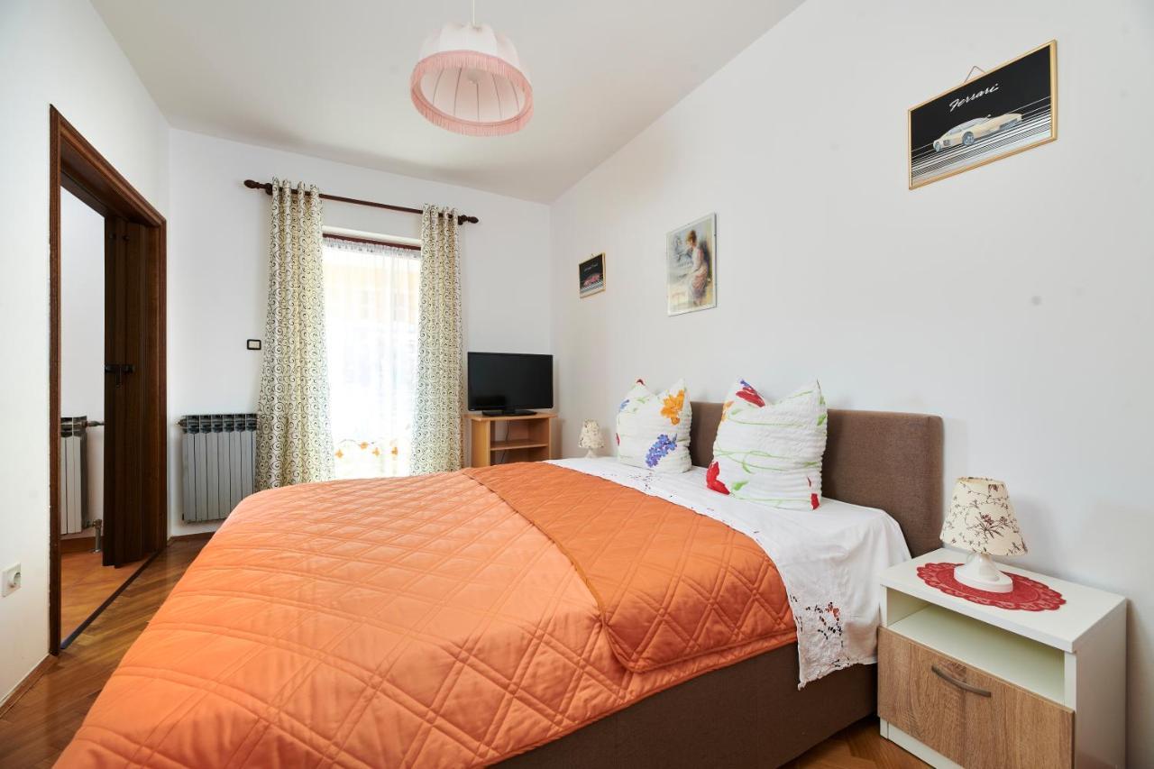 Haus Ana Apartment Porec Luaran gambar