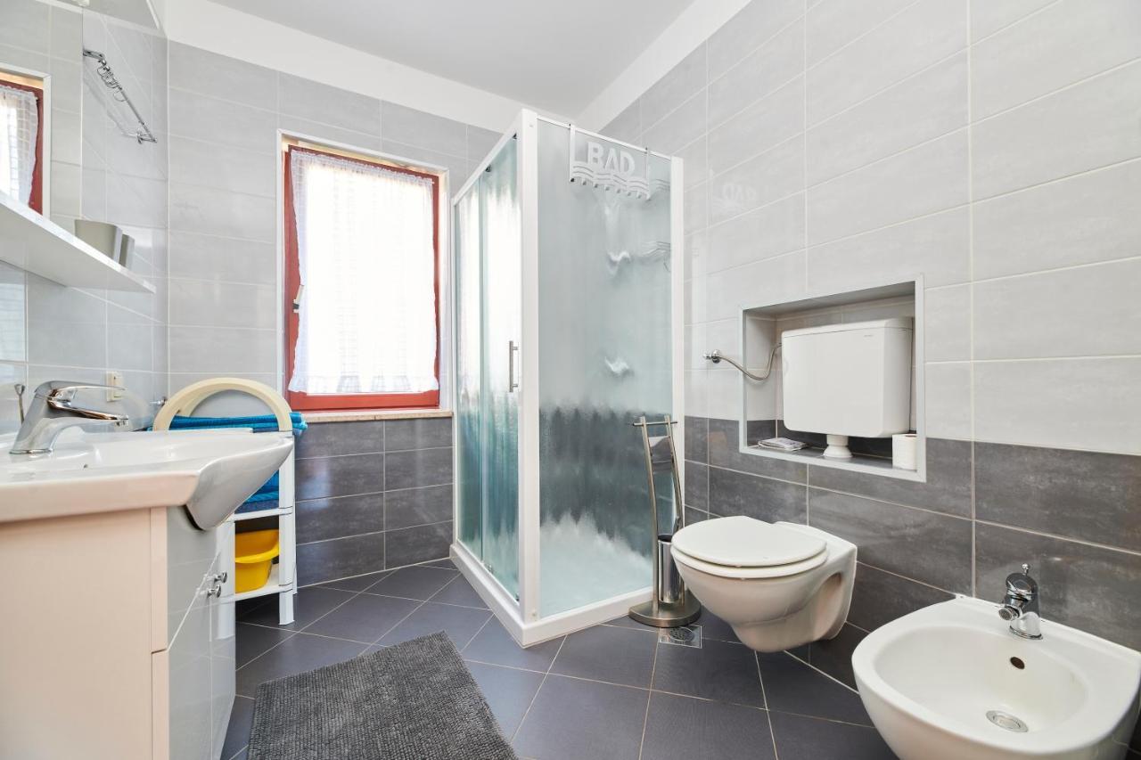 Haus Ana Apartment Porec Luaran gambar